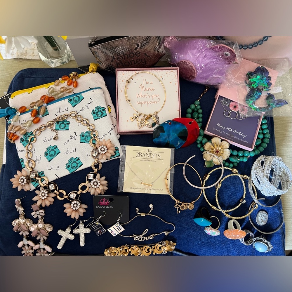 Accessory Bundle - image 2